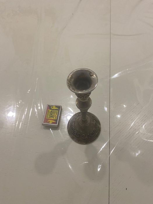 Продам мельхиоровый подсвечник
