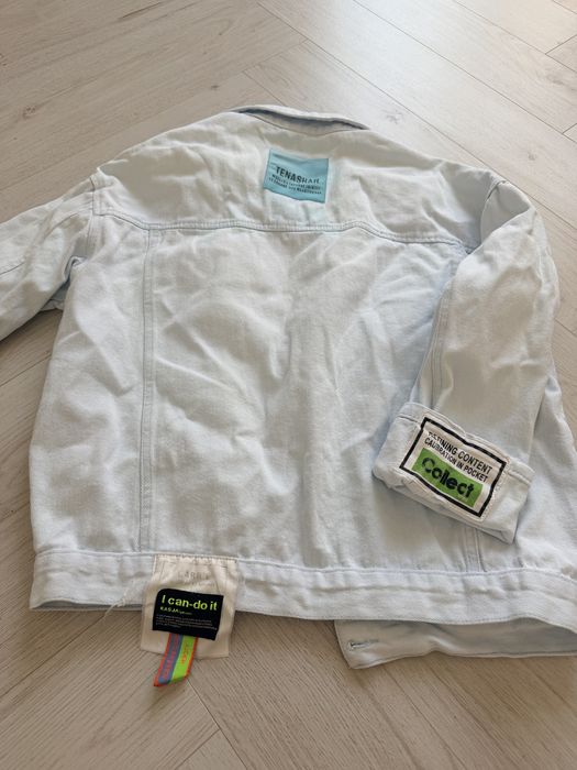 Джинсовая куртка