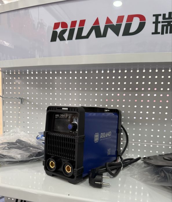 Сварочный аппарат “RILAND” ARC 300