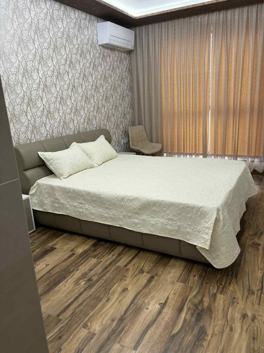 Дава се под наем Двустаен апартамент в Пловдив, Христо Смирненски - 70 кв.м за 700 € - Снимка #4