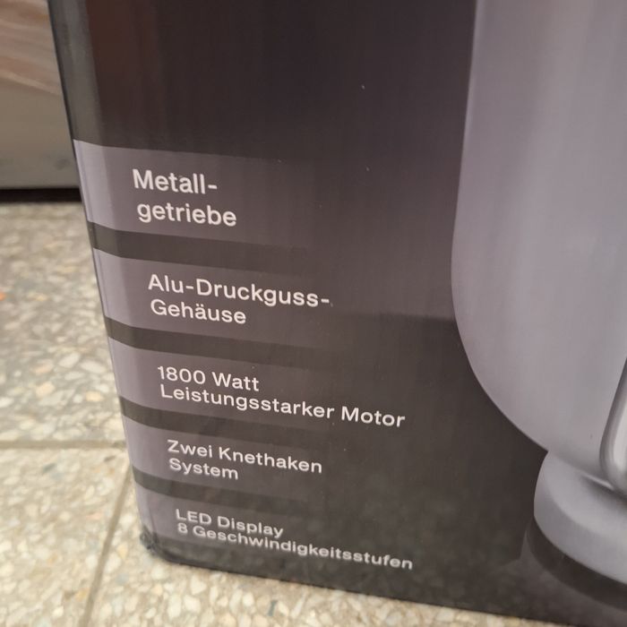 Кухненски робот 12 литра 1800 вата