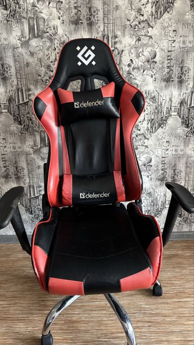 Игровое кресло Defender — 35 000 ₸