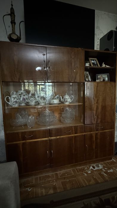 Отдадим бесплатно сервант