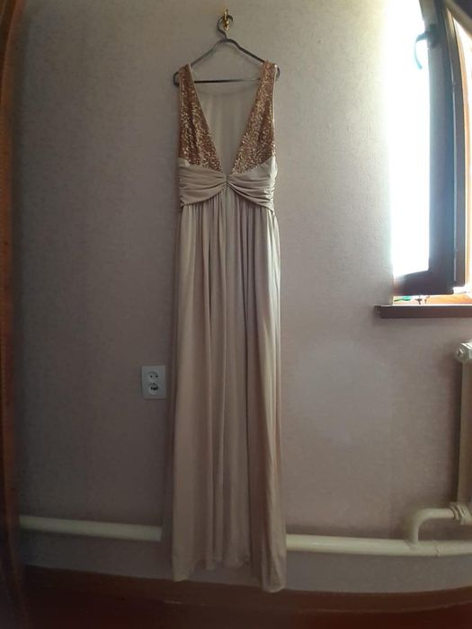 Платья новые со скидкой