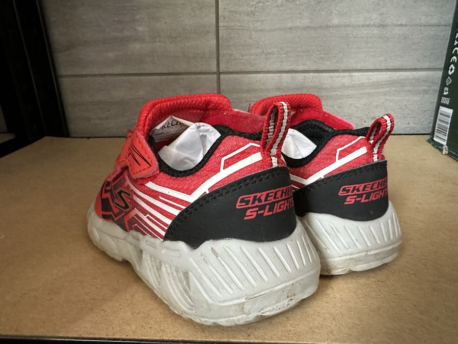Adidas   25 baieti  Skechers baieti 25