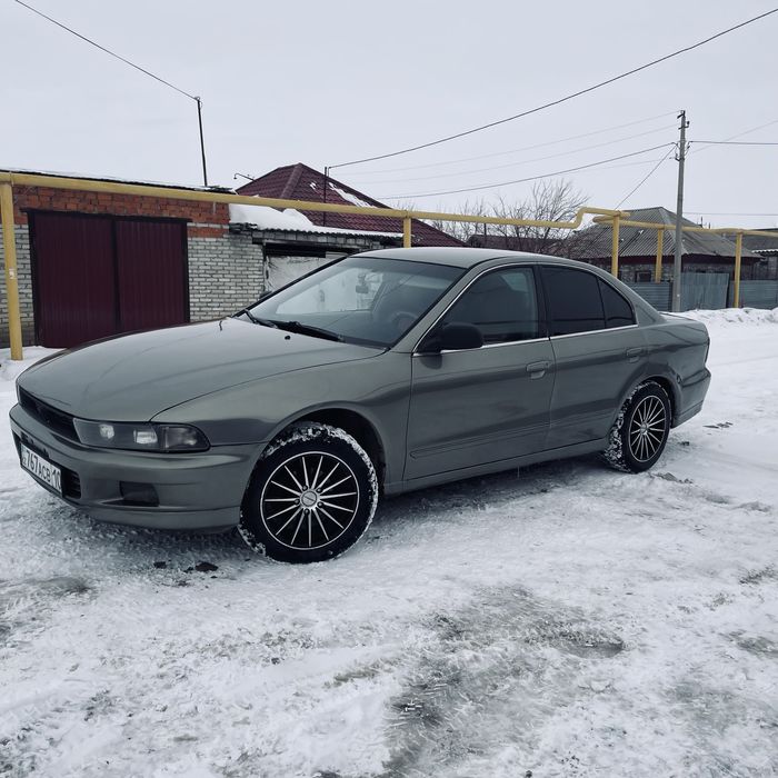 Мицубиши галант 8 американец двигатель стоит простой два литра