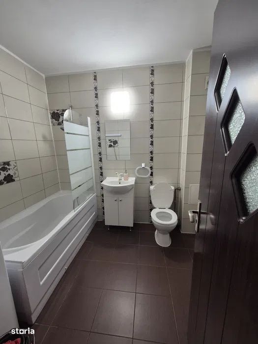 Apartament de inchiriat 2 camere, parter inalt – str. Florilor