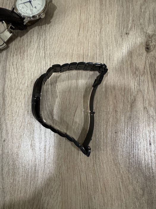 Часы марки Bulova черный цвет черный циферблат б/у