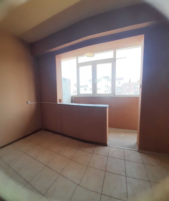 Дава се под наем Двустаен апартамент в Търговище, Център - 50 кв.м за 45390 € - Снимка #4