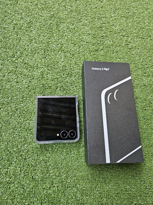 Samsung galaxy z flip 7 нов