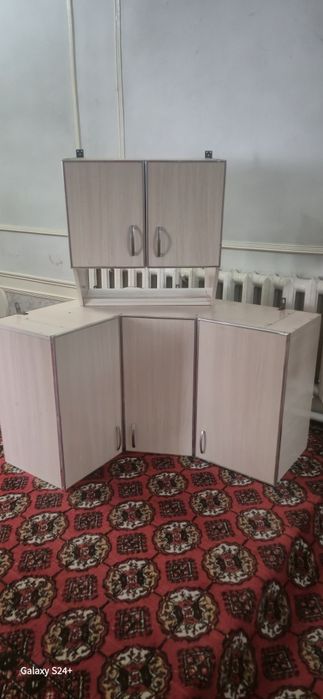Quxinniy mebel raqavinaСостояние: Б/у