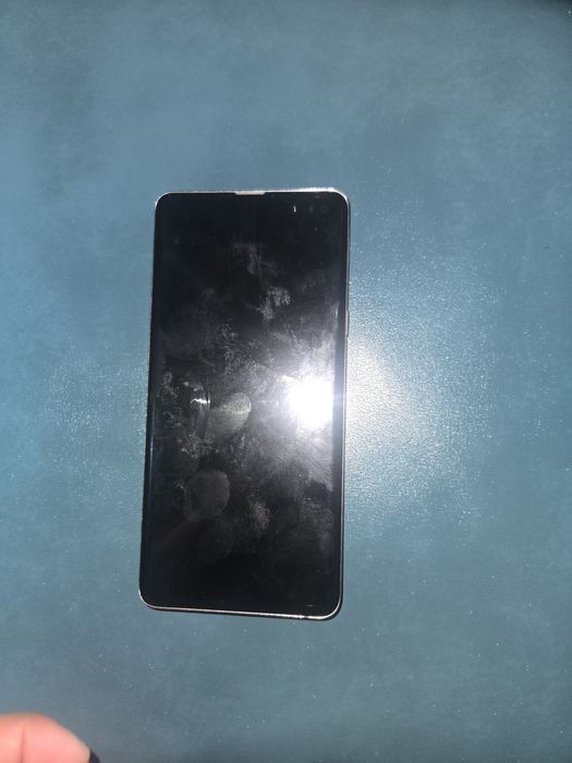 Samsung s10 5g телефон  корея