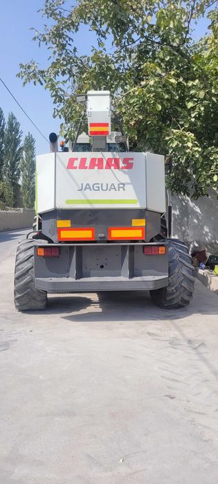 Ягувар комбайн срочно сотилади