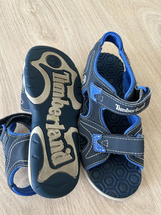 Продам сандали Timberland для мальчика
