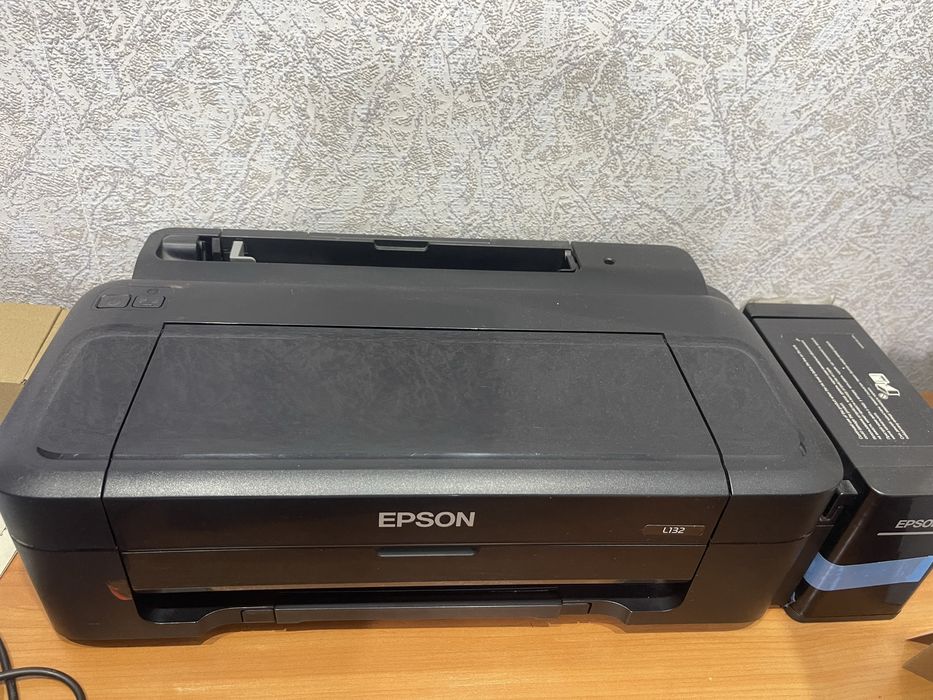 Продам принтер Epson L132