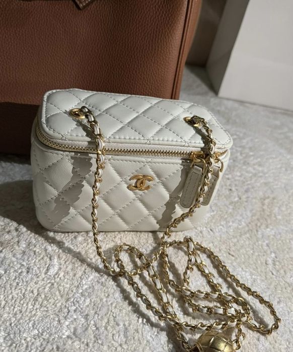 Продаю сумку шанель, натуральная кожа