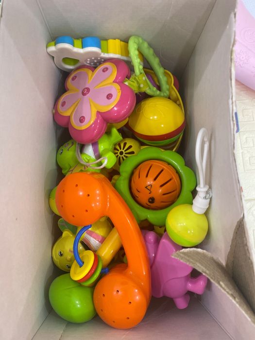 Дуга коврик для малышей с погремушками