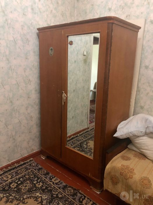 Трельяж , сервант, шифоньер , тумба под телевизор , б/у