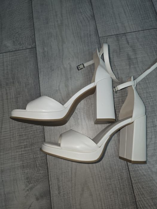 Sandale de Dama cu toc