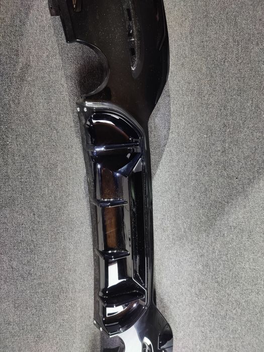 Difuzor Bara Spate Evacuare Dubla Negru Lucios BMW Seria 1 F20 F21 LCI