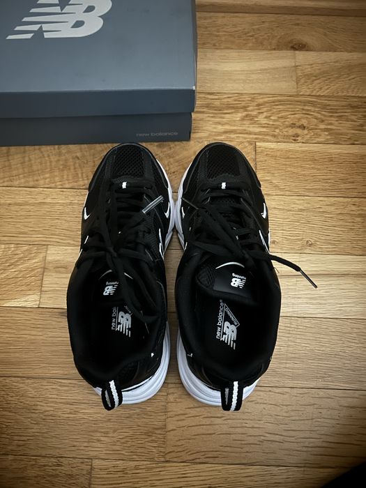 Маратонки New Balance