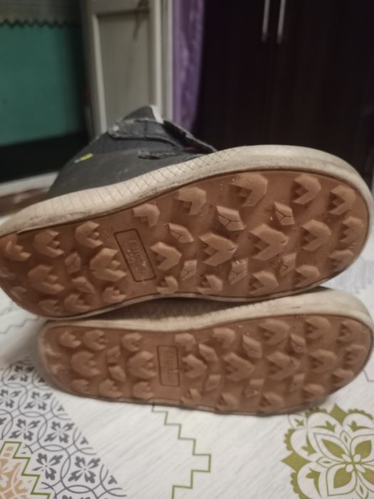 Продам сапожки на мальчика