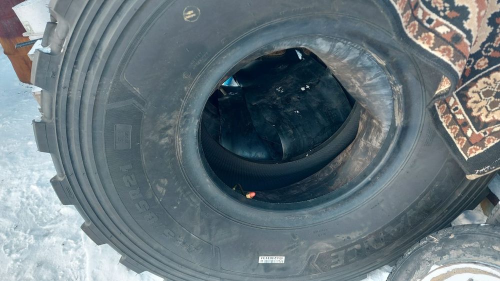 Продам резину КамАЗ вездеход