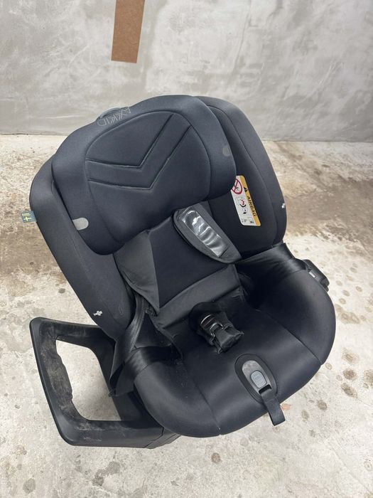 Axkid Стол за кола Spinkid (0-18 кг.)