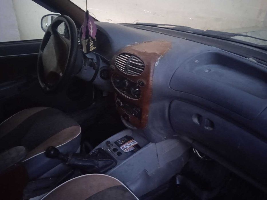 Lada sotiladi srochni