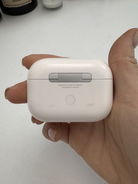 Футляр Airpods pro