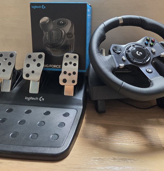 Volan Logitech G920+Schimbător Logitech