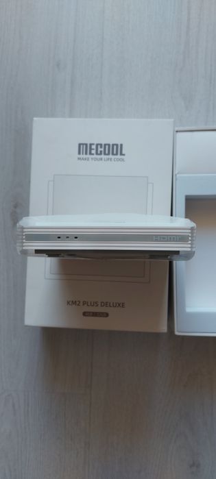 ТВ Бокс MECOOL KM2 PLUS Deluxe (4GB/32GB), 4K Ultra HD, Dolby Vision/A