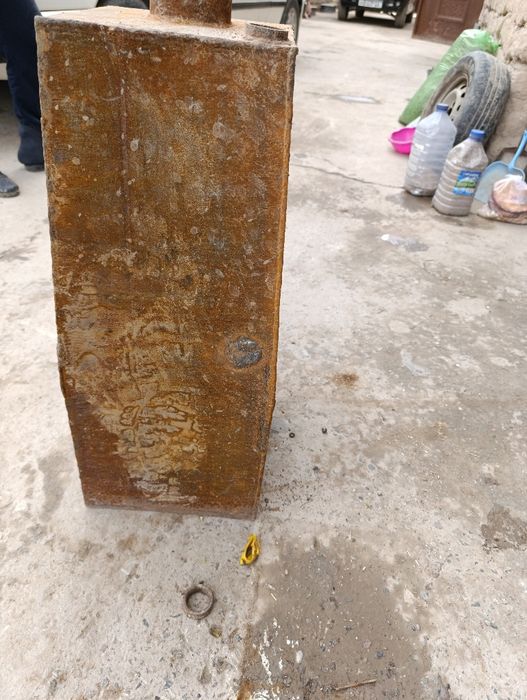 Piramida kotel sotiladi