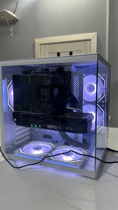 RTX 3080, Core I7-12700/32GB-SSD 1Tb