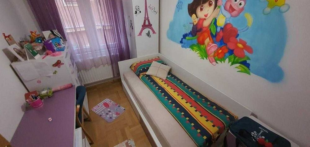 Дава се под наем Тристаен апартамент в Бургас, Център - 78 кв.м за 280.5 € - Снимка #2