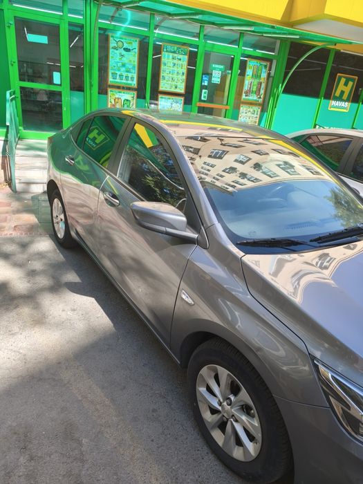 Chevrolet Onix LTZ 4-позиция. 2023