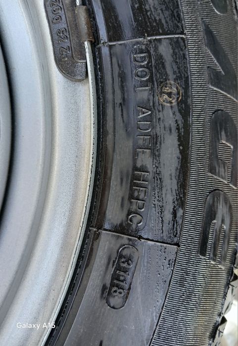 Set anvelope iarna  Jante tablă 215.65.16 Volkswagen Tiguan