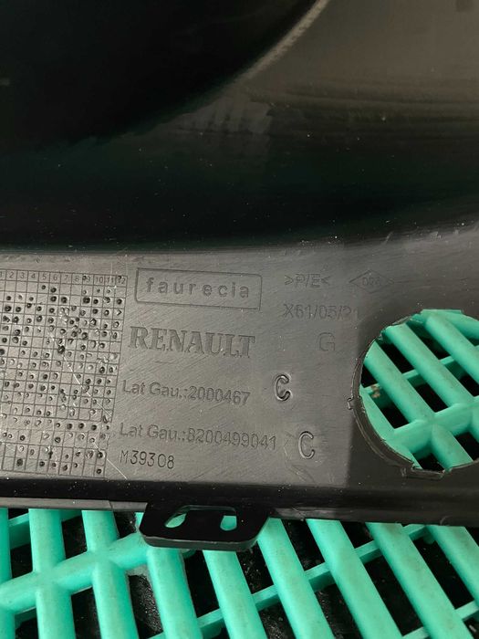 Flaps colt bara stanga dreapta Renault Kangoo 2 nou original Renault