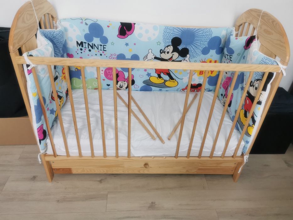 Patut din lemn pentru saltea de 60x120