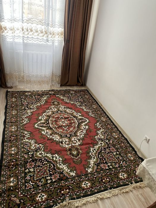 Срочна  продам килем туль и штор