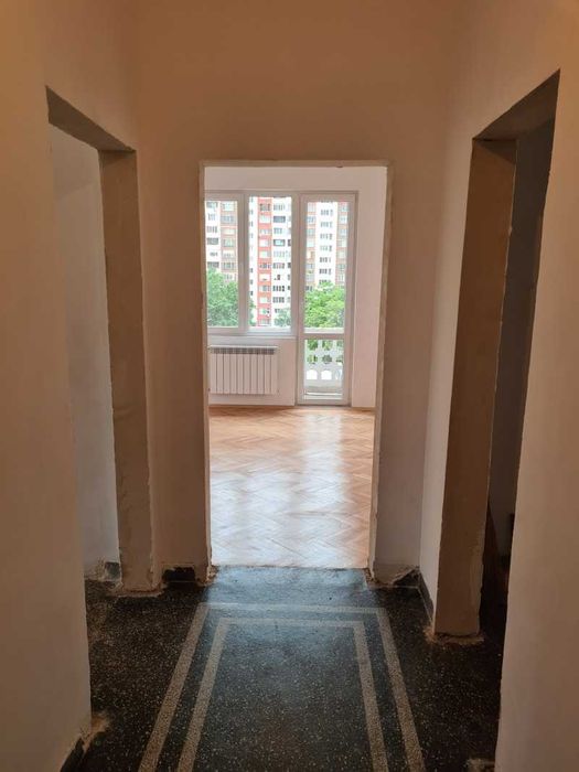 Продава се Тристаен апартамент в София, Зона Б-5 - 115 кв.м за 2044 €/кв.м - Снимка #1