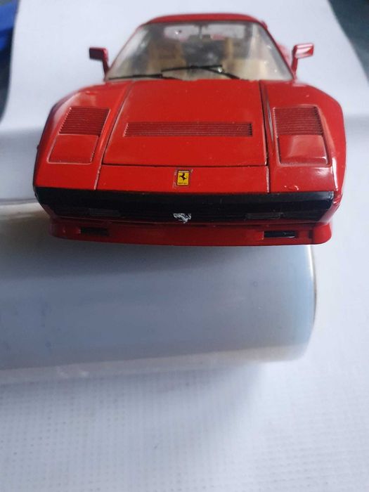Macheta Auto 1:18 Ferrari 288 GTO (1984) - Bburago (Made in Italy)