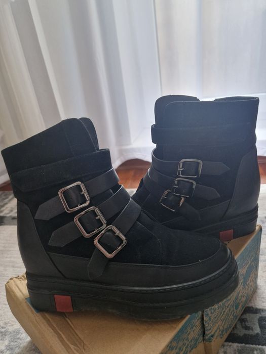 Продам зимние полусапожки