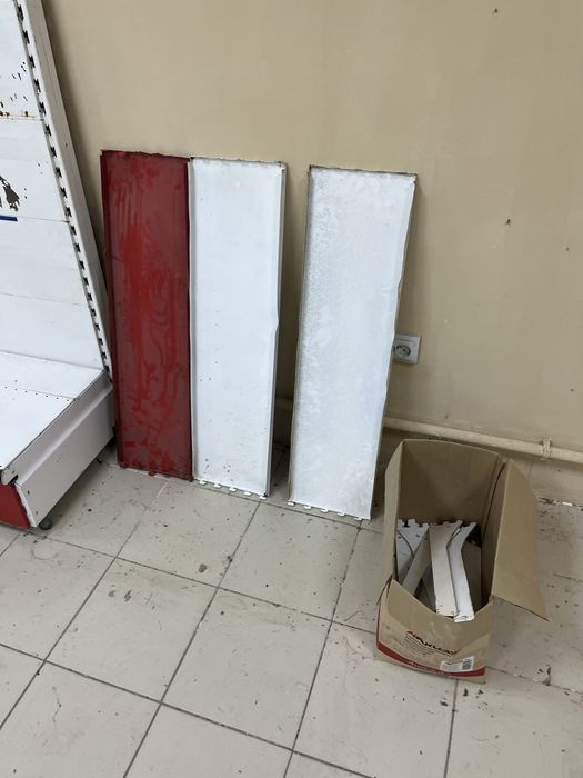 Продам настенный стеллаж