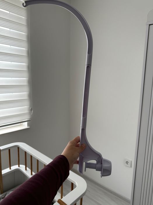 стойка за бебешка въртележка