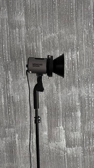 Lampa foto-video Neewer 60w, softbox 60 cm, stativ 190 cm