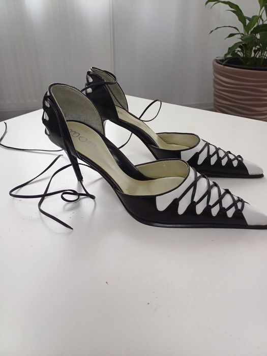 Sandale dama ,mărimea 37.