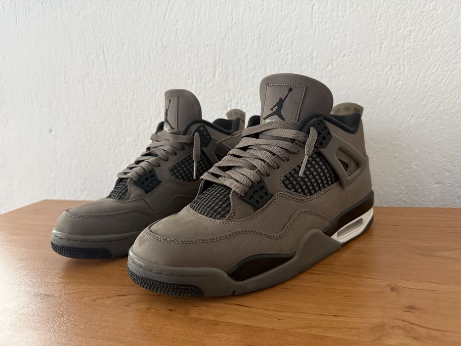 Nike Air Jordan 4 Retro “Cave Stone”
