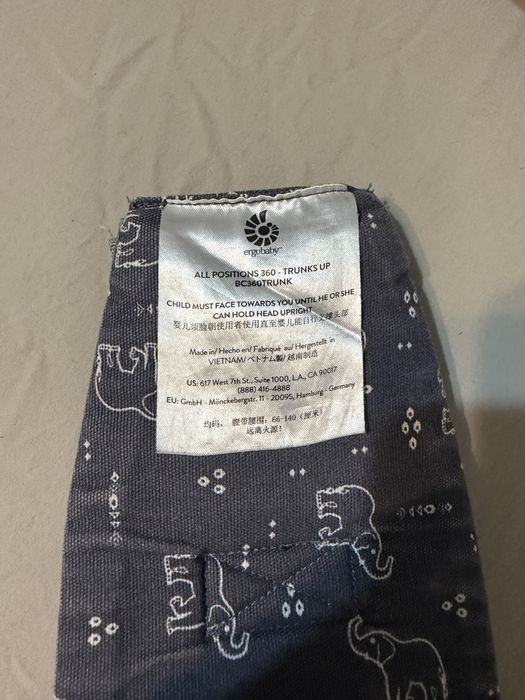 Marsupiu ergonomic Ergobaby