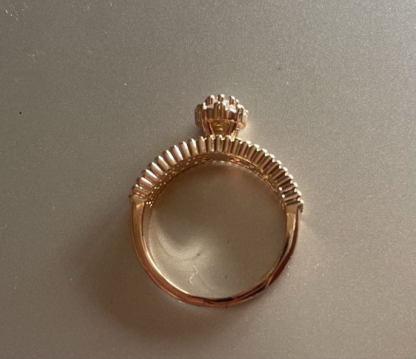 Нов! Елегантен 18к позлатен пръстен с цирконий, розово злато